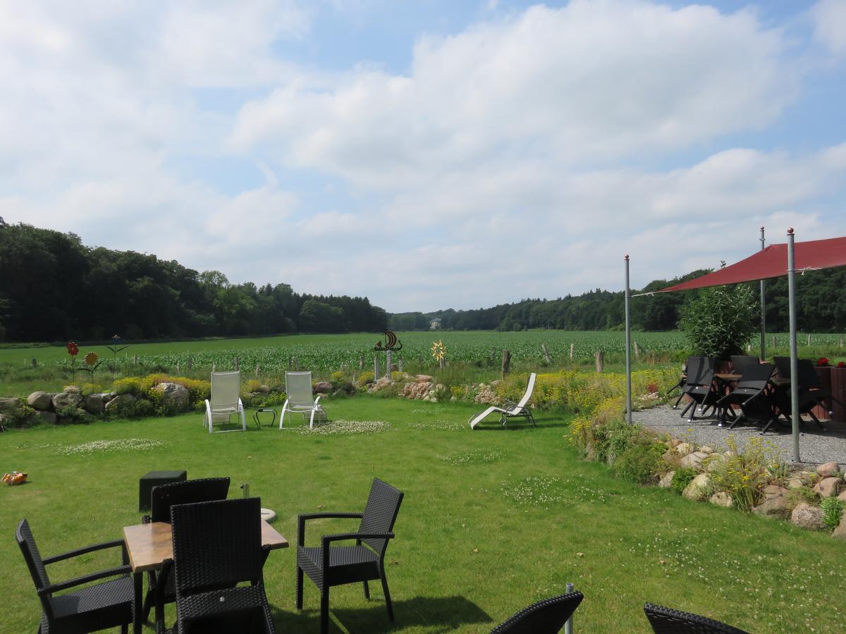 Bredeneeker Gasthaus Hotel Rastorf Buitenkant foto