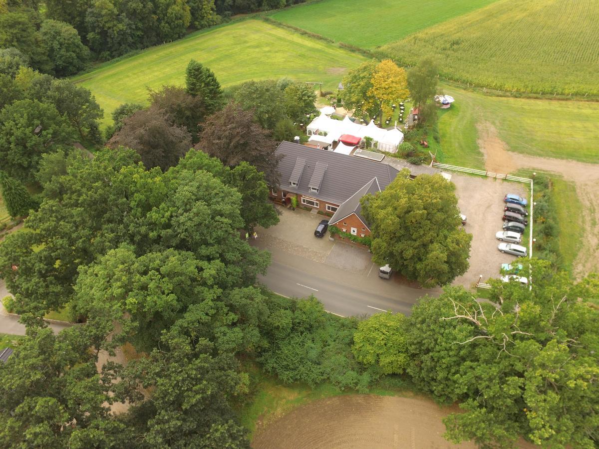 Bredeneeker Gasthaus Hotel Rastorf Buitenkant foto